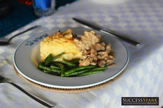 10-tanzania-lazy-lagoon-retreat-mashed-potatoes